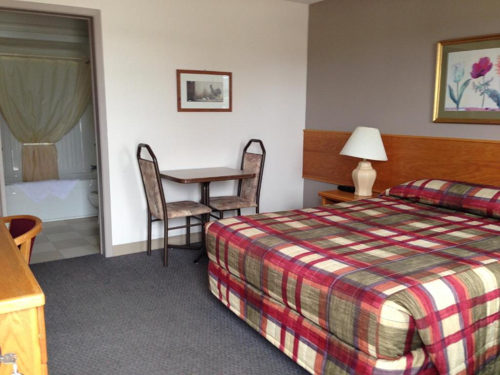 Settler'S Inn & Motel Plaster Rock Phòng bức ảnh